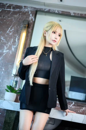 抱走莫子《私人助理》主题写真：63张全套美图