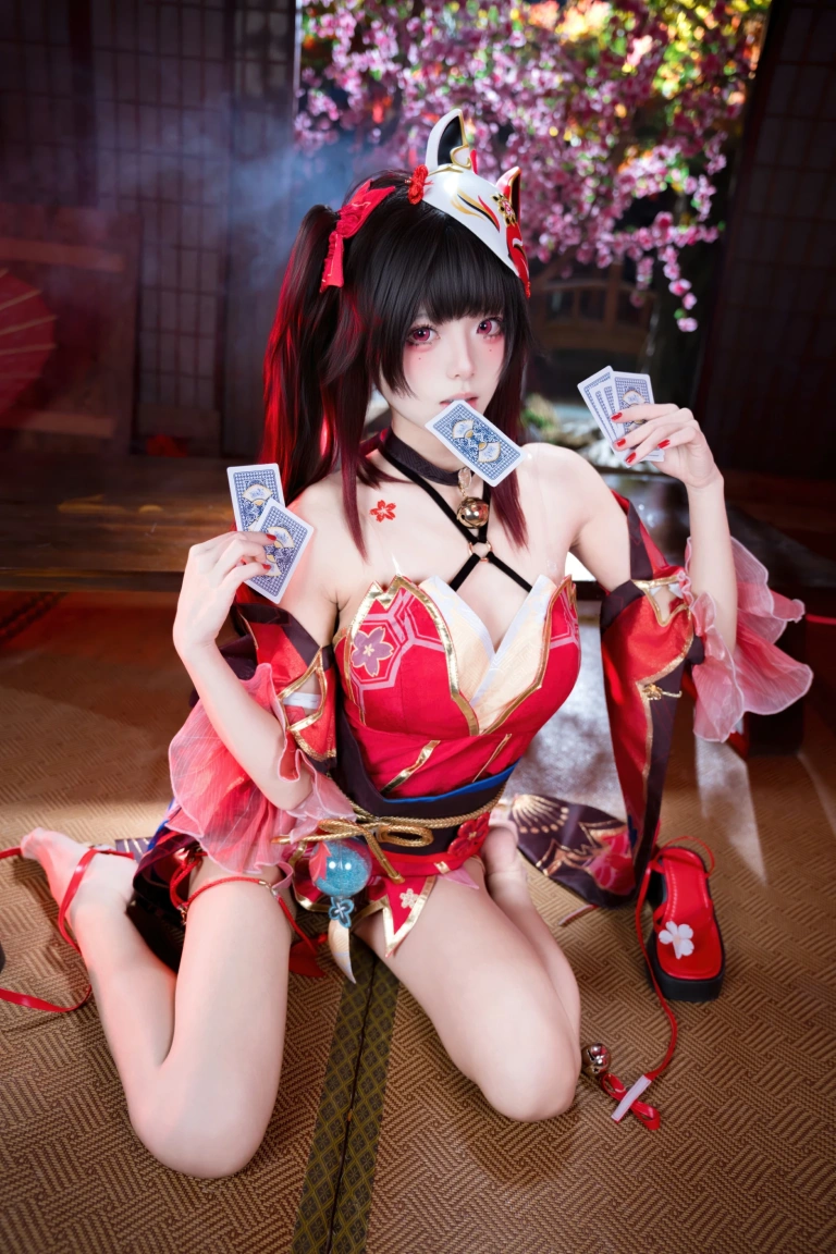 九柒喵《花火》主题写真：65张全套美图