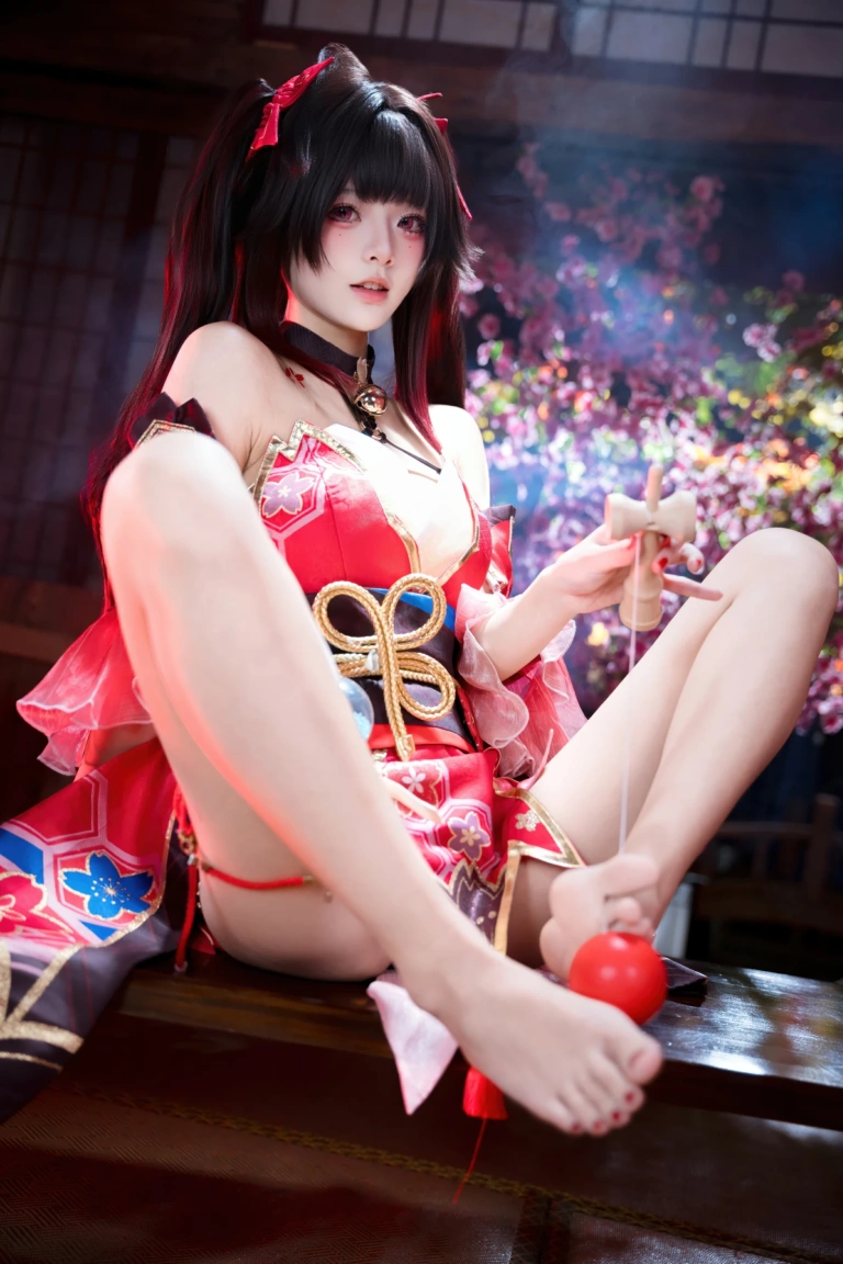 九柒喵《花火》主题写真：65张全套美图