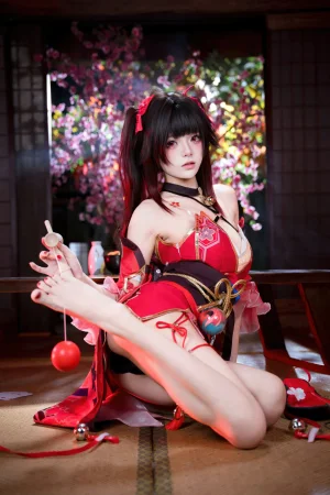 九柒喵《花火》主题写真：65张全套美图