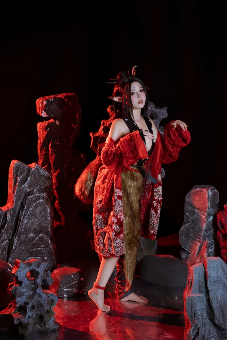 七月喵子《萍萍》主题写真：80张全套美图