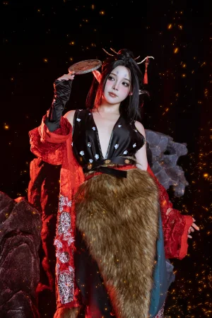 七月喵子《萍萍》主题写真：80张全套美图