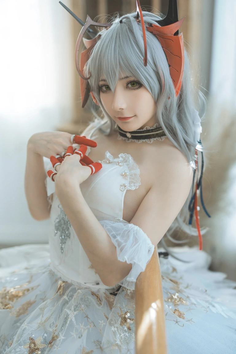 是三不是世《明日方舟 W芭蕾》主题写真：27张全套美图