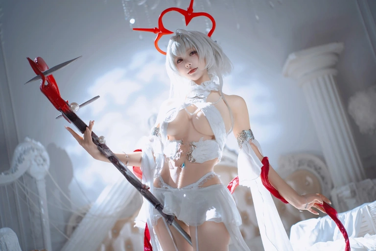 是一只熊仔《碧蓝航线 珍珠号·魔堡中的堕天使》主题写真：40张全套美图