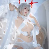 是一只熊仔《碧蓝航线 珍珠号·魔堡中的堕天使》主题写真：40张全套美图