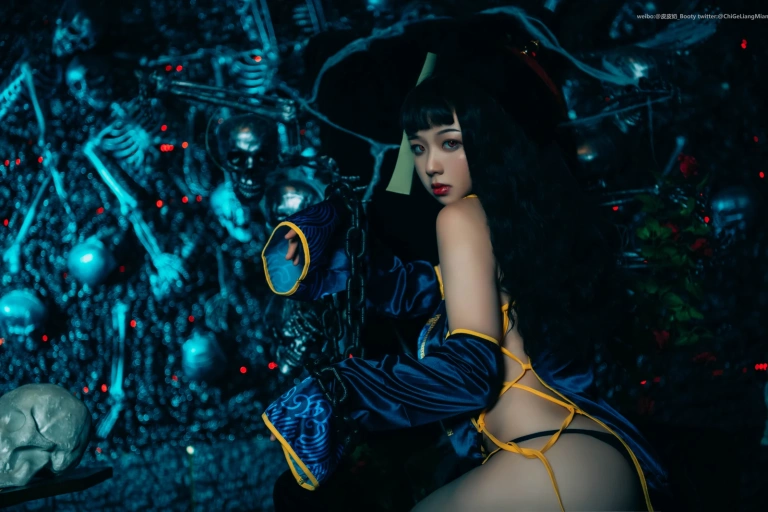 皮皮奶《僵尸少女》主题写真：43张全套美图