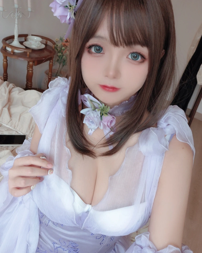 日奈娇(椎名莜)《睡美人自拍》主题写真：50张全套美图