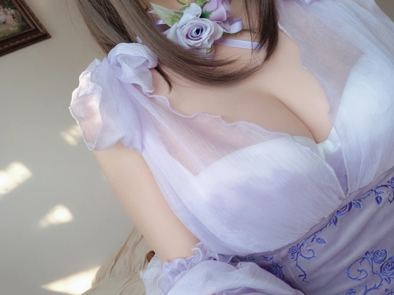 日奈娇(椎名莜)《睡美人自拍》主题写真：50张全套美图