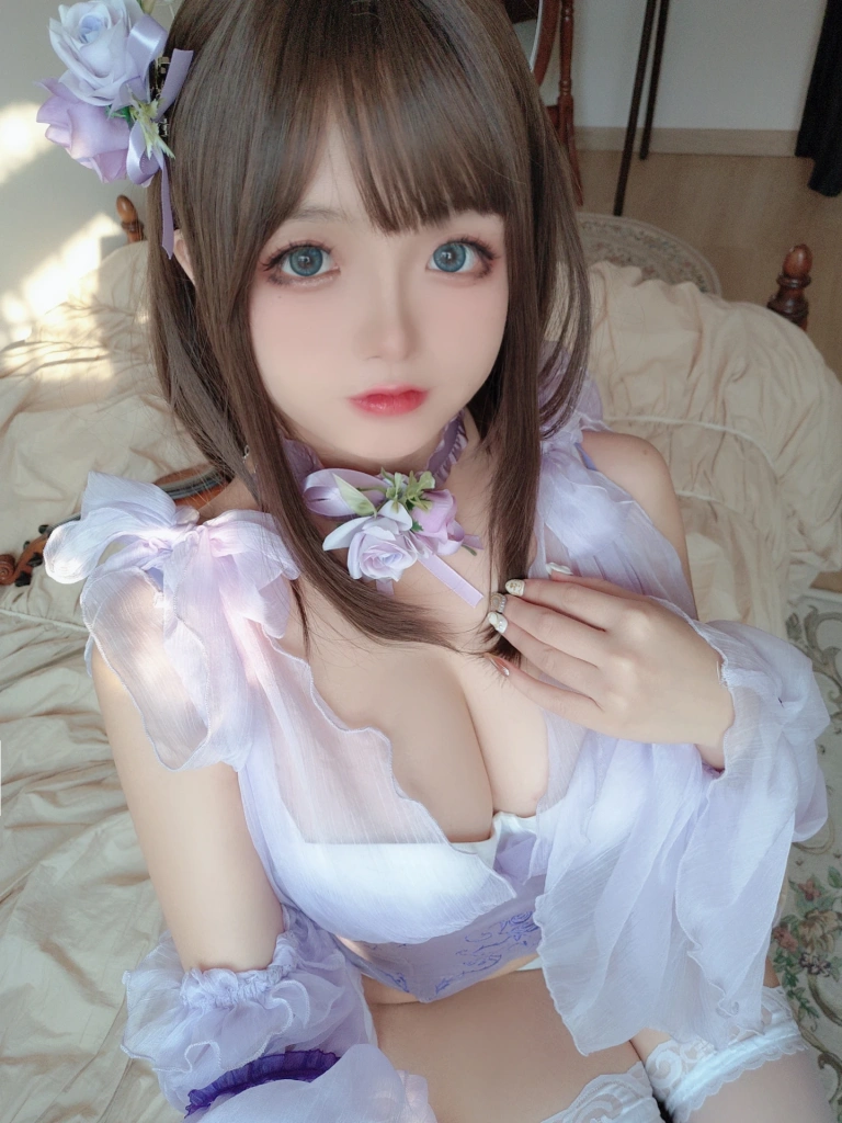 日奈娇(椎名莜)《睡美人自拍》主题写真：50张全套美图