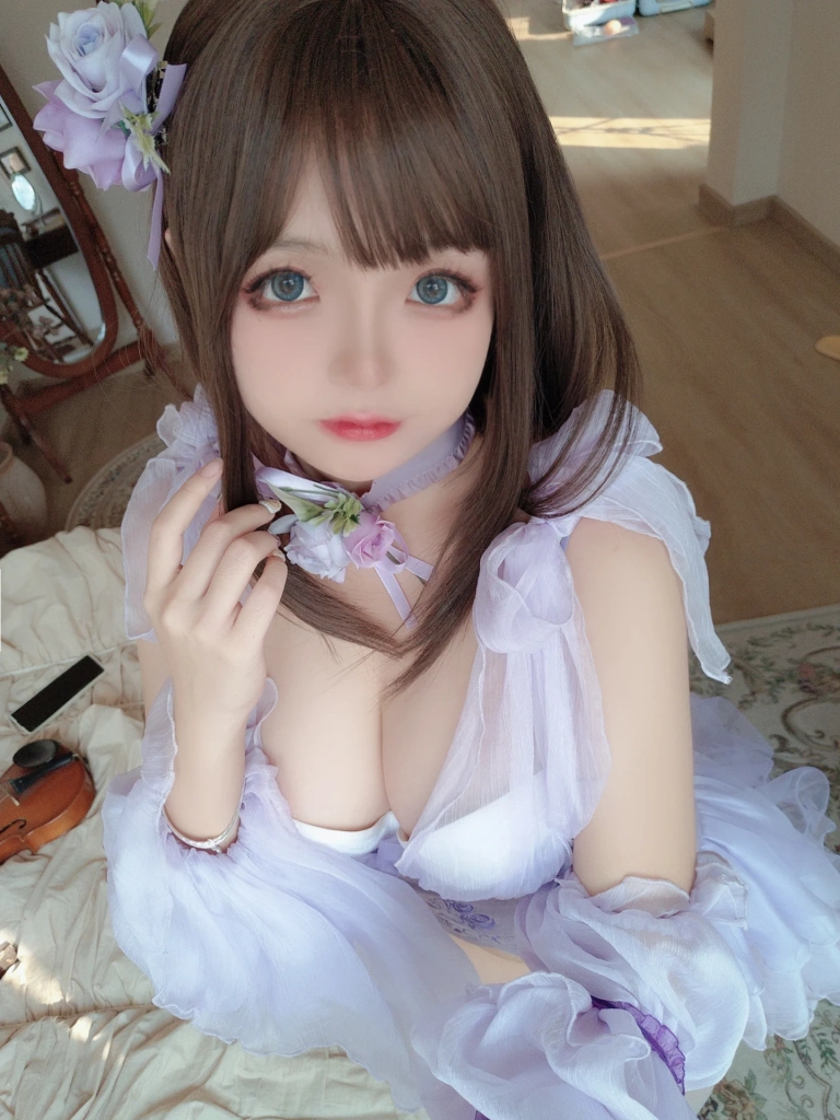 日奈娇(椎名莜)《睡美人自拍》主题写真：50张全套美图
