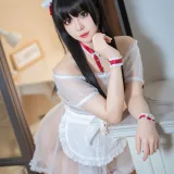 虎森森《熊熊女仆》主题写真：50张全套美图