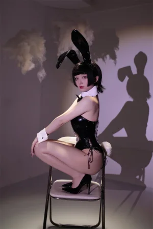 花铃《蛇女郎》主题写真：51张全套美图