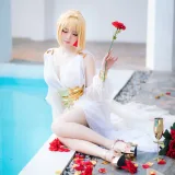 焖焖碳《FGO 尼禄礼服》主题写真：27张全套美图
