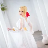 焖焖碳《FGO 尼禄礼服》主题写真：27张全套美图