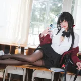瓜希酱《大凤JK》主题写真：30张全套美图
