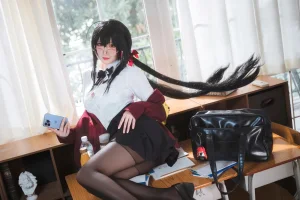 瓜希酱《大凤JK》主题写真：30张全套美图