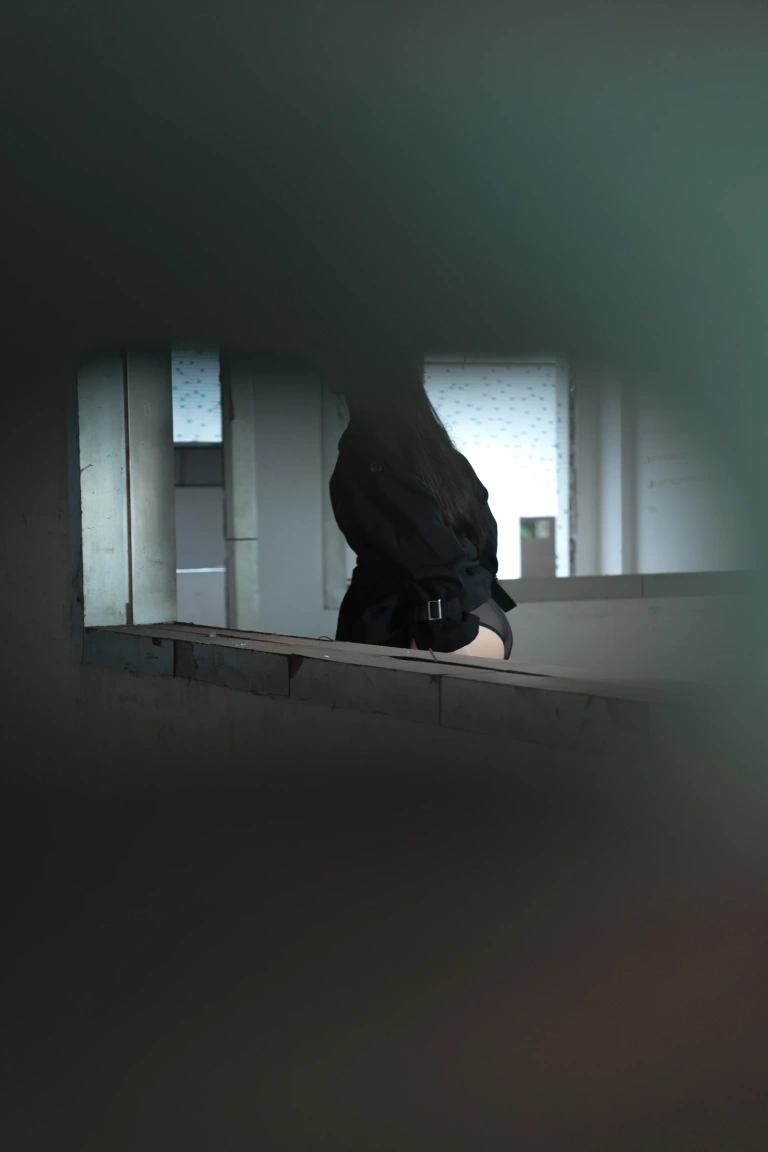 不呆猫《女同事》主题写真：116张全套美图，含1个视频
