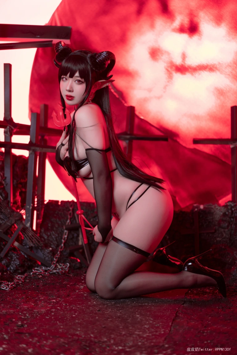 皮皮奶《魅魔1》主题写真：40张全套美图