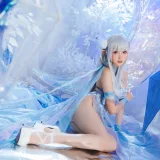 瓜希酱《爱蜜莉雅 水晶礼服》主题写真：28张全套美图