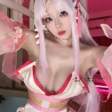 九言《胡桃》主题写真：31张全套美图，含9个视频