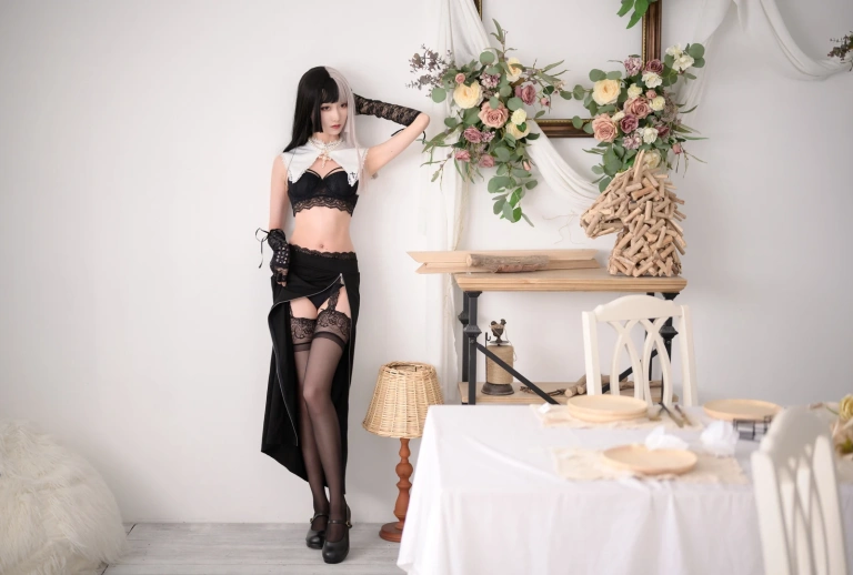 木棉棉《黑白修女》主题写真：40张全套美图