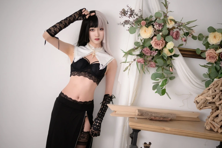 木棉棉《黑白修女》主题写真：40张全套美图