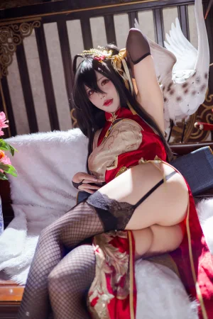 是一只熊仔《碧蓝航线 大凤 旗袍》主题写真：50张全套美图