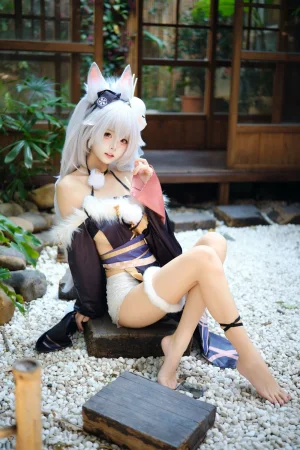 九柒喵《拉菲兔兔城主》主题写真：60张全套美图