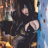 阿半今天很开心《黑暗护士》主题写真：98张全套美图，含2个视频