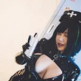 阿半今天很开心《黑暗护士》主题写真：98张全套美图，含2个视频