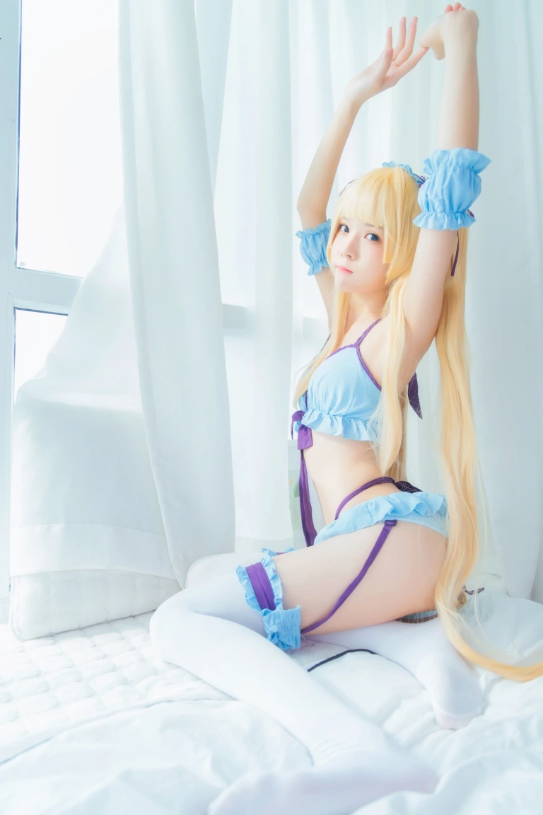 桜桃喵《英梨梨COS 01》主题写真：53张全套美图