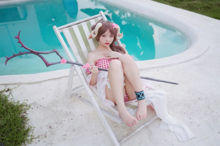 花铃《小羊夏卉》主题写真：34张全套美图
