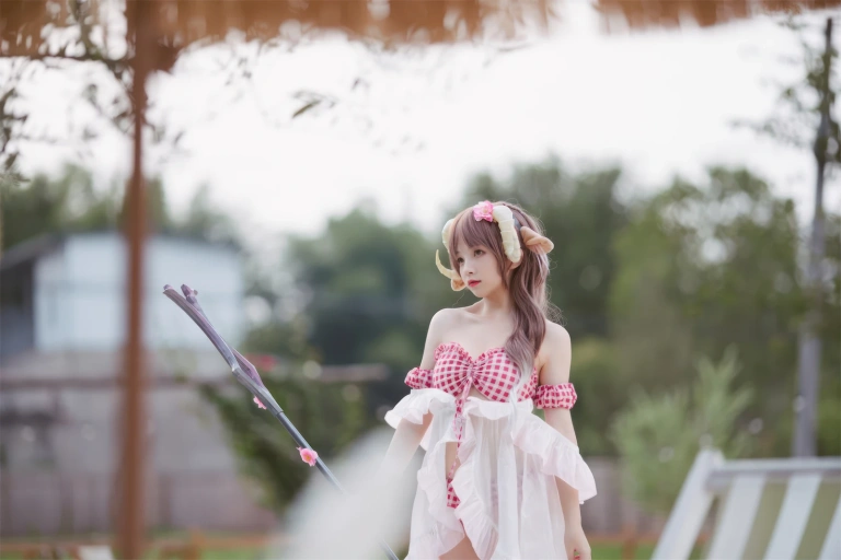 花铃《小羊夏卉》主题写真：34张全套美图