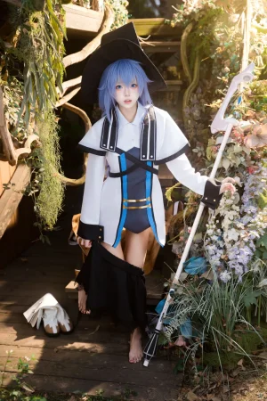 九柒喵《无职转生 洛琪希·米格路迪亚原皮》主题写真：36张全套美图