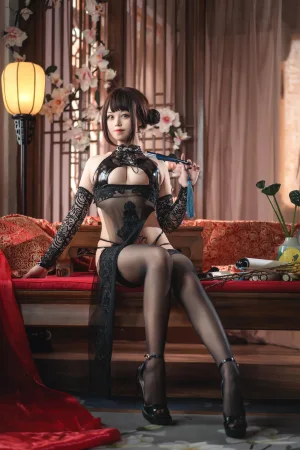蜜汁猫裘《绝代风华 旗袍》主题写真：50张全套美图
