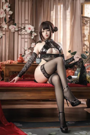 蜜汁猫裘《绝代风华 旗袍》主题写真：50张全套美图
