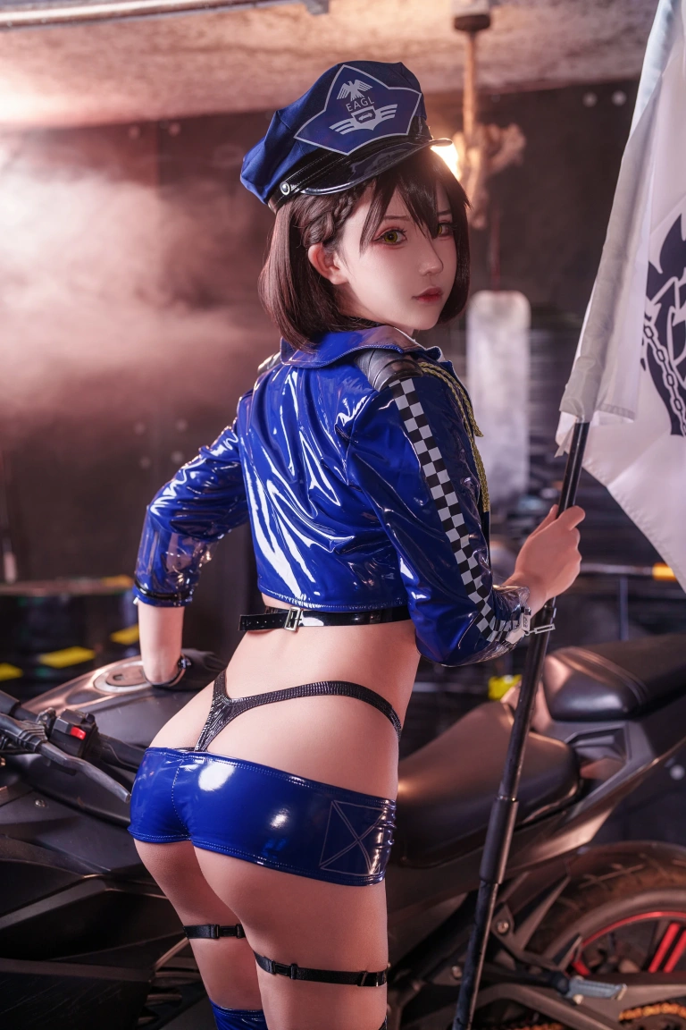 抱走莫子《巴尔的摩》主题写真：51张全套美图，含12个视频