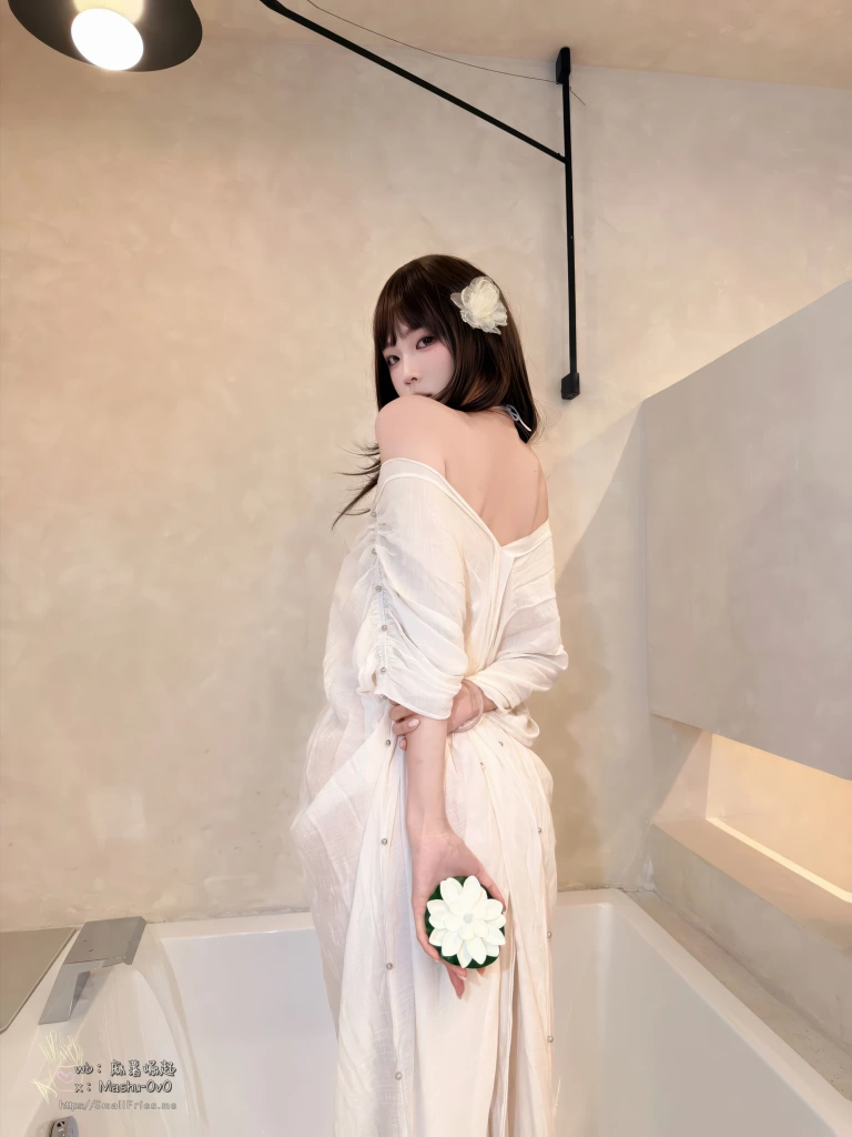 麻薯好吃《水中月 中秋》主题写真：95张全套美图