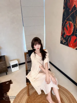 麻薯好吃《水中月 中秋》主题写真：95张全套美图