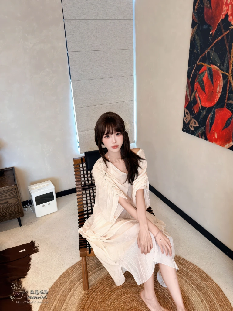 麻薯好吃《水中月 中秋》主题写真：95张全套美图