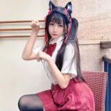 不呆猫《温泉双马尾JK》主题写真：22张全套美图，含1个视频