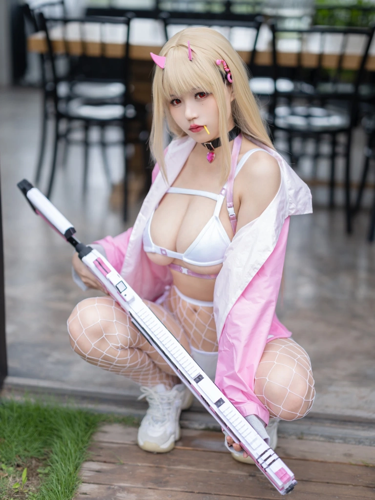 小仓千代《[Patreon] 2023年05月套图会员合集》主题写真：102张全套美图，含1个视频