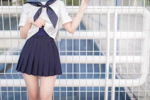 雯仔不讲道理《JK》主题写真：20张全套美图