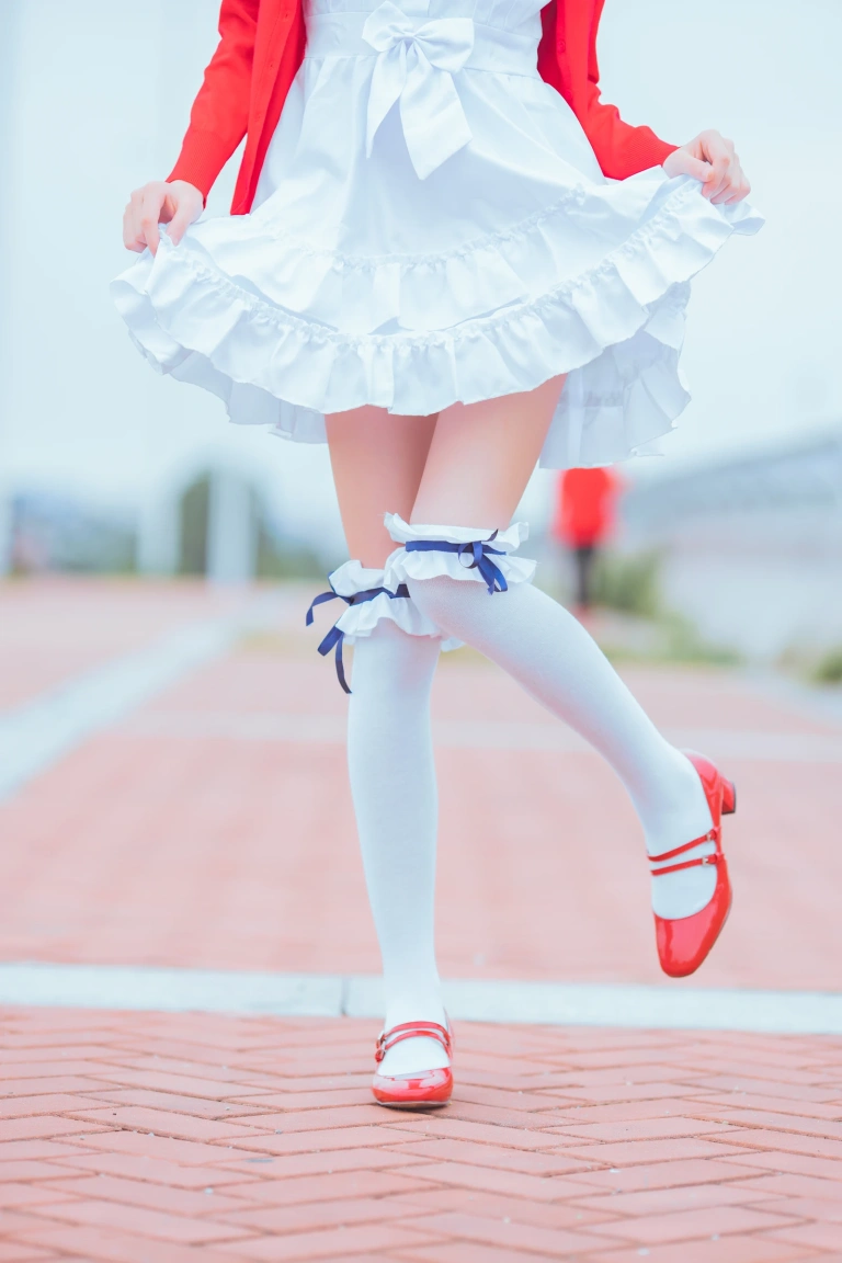 桜桃喵《加藤惠 常服》主题写真：33张全套美图