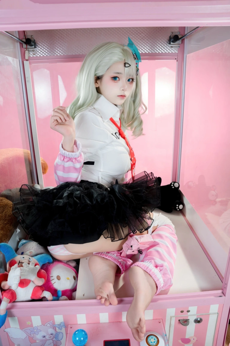 九柒喵《绝区零 千夏蕾咪》主题写真：49张全套美图