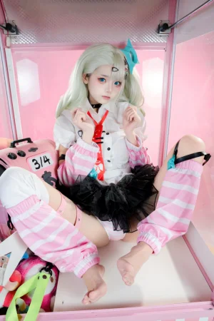 九柒喵《绝区零 千夏蕾咪》主题写真：49张全套美图