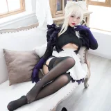 白烨《黑枪呆女仆》主题写真：50张全套美图