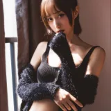 木棉棉《黑丝私房》主题写真：83张全套美图