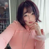 阿半今天很开心《兴趣使然的自拍包》主题写真：87张全套美图，含5个视频