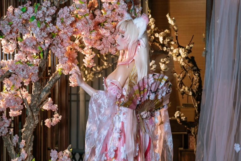 七月喵子《胡桃和殷紫萍cos》主题写真：109张全套美图